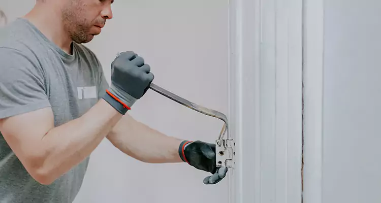Cracked Door Jamb Repair in Ruskin, FL